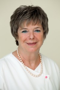 Dr. Anna KOVÁCS